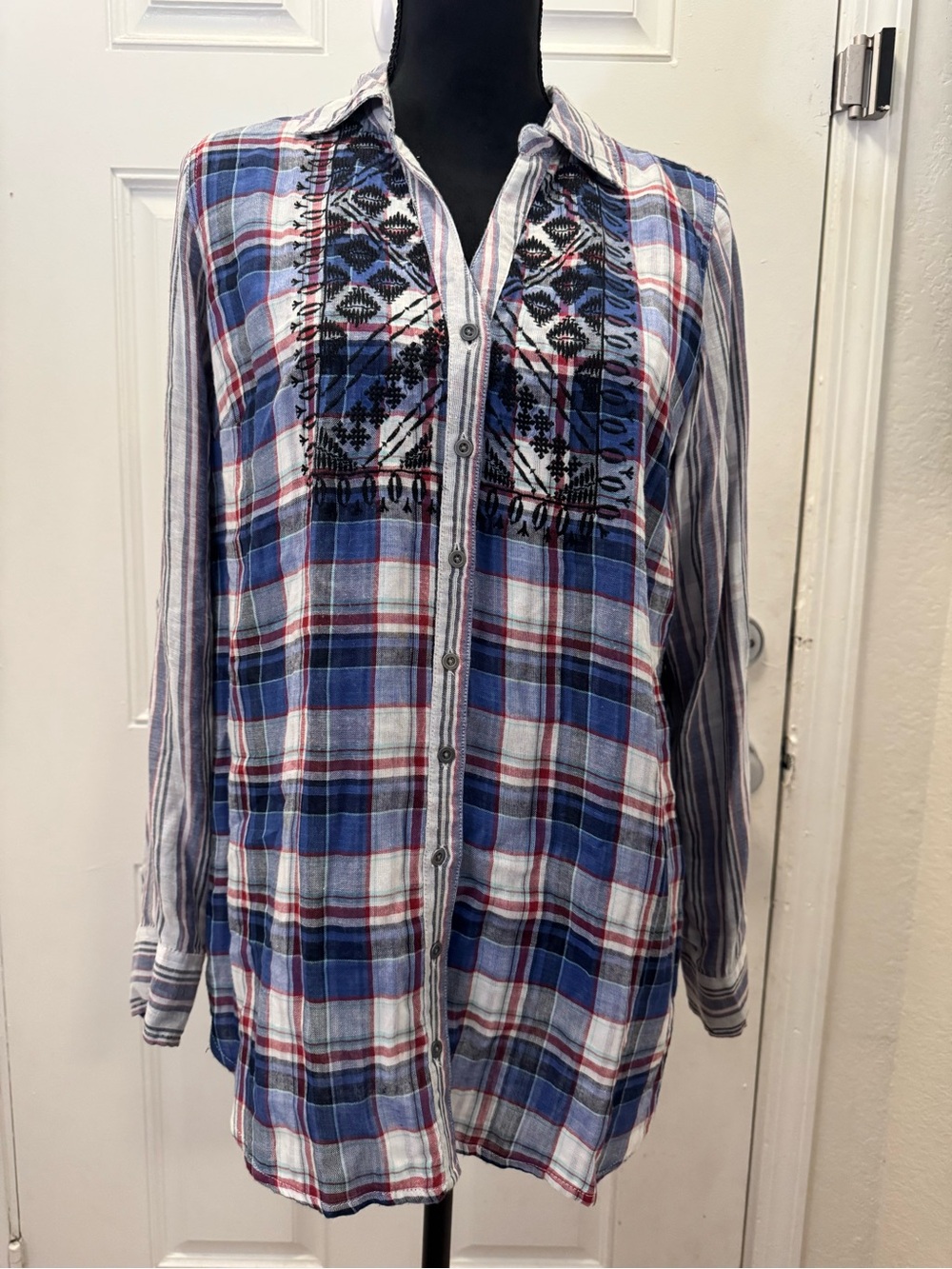Vintage America Plaid Button-Down Shirt with Embroidered Front 0471